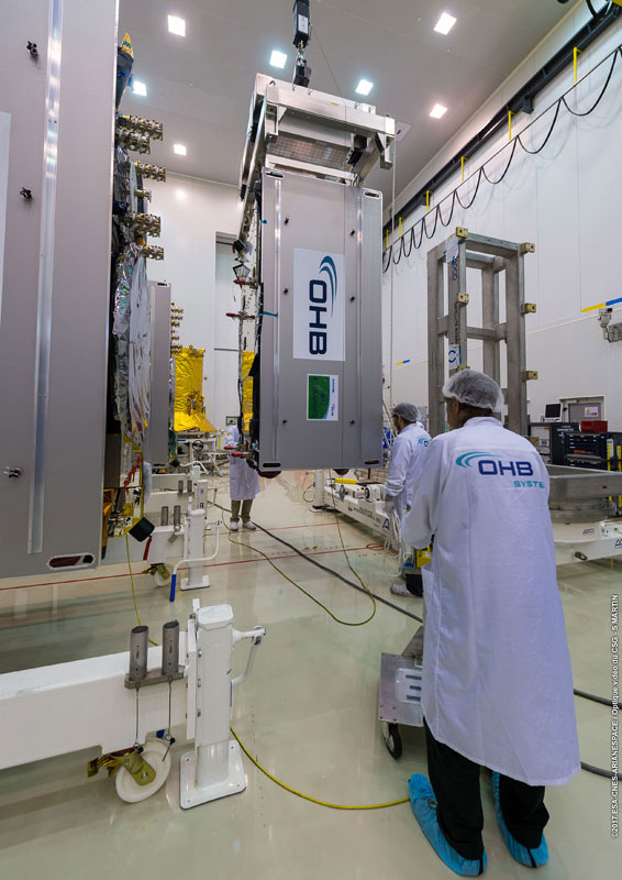 Galileo FOC 19 - © ESA-CNES-ARIANESPACE / Optique vidéo du CSG